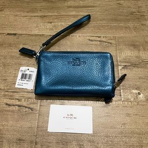 NWT Coach Metallic Blue Wallet Clutch Wristlet